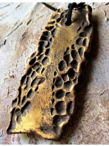 [PK5419-JW-NCK-029722] Hand-sculpted pendant necklace