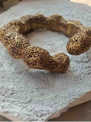 [PK5419-JW-BNG-029725] Hand sculpted bracelet 