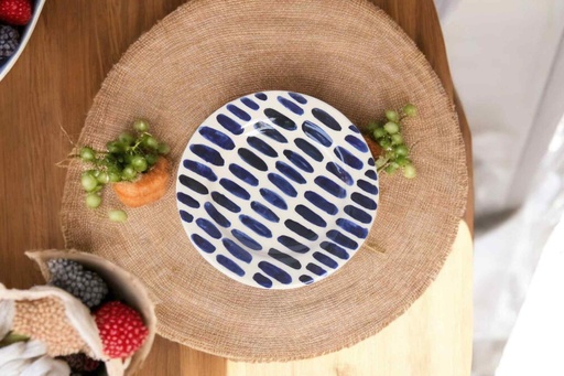 [PK9650-HM-BKT-030010] Blue Pottery Quarter Plate