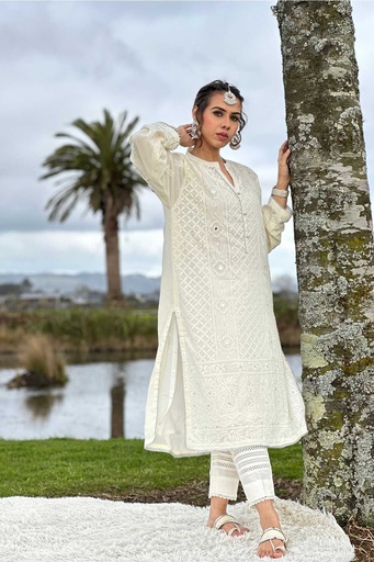 [25-K-24] Shadow Embroidered Kurta