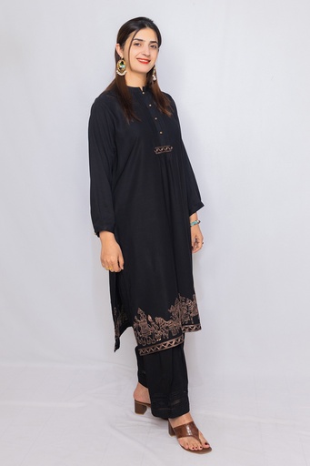 [2-K-25] Traditional Embroidered Kurta