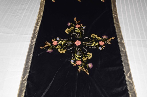[VC-EG-BT-3] BT-3 Black Velvet Hand Embroidered Bed Throw