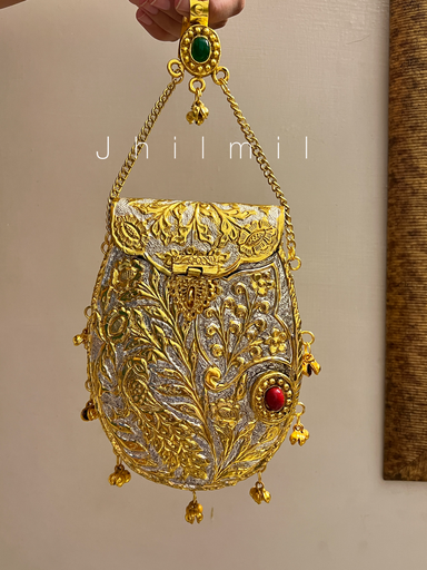 [VC-JHIL-010] Sunehri Glow Clutch- Design 2