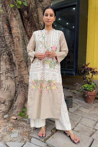 [7.K.23] Beige Applique Kurta
