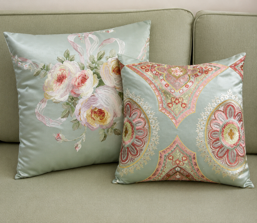 Embroidered pair of cushion covers
