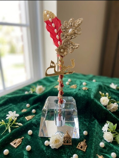 Signature pen for beautiful bride and groom.