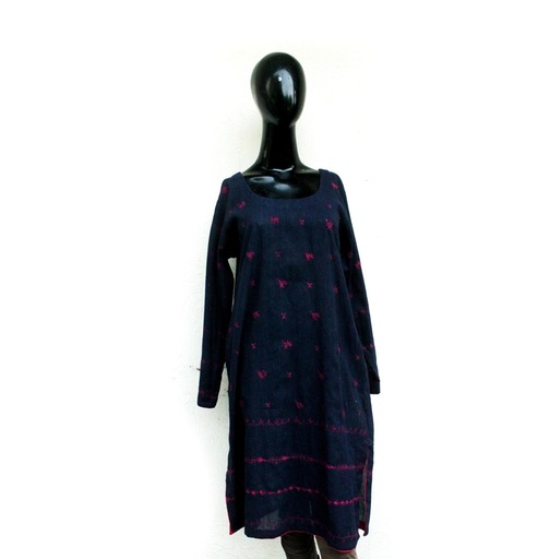 Navy blue Kurta with Kacho hand embroidery.
