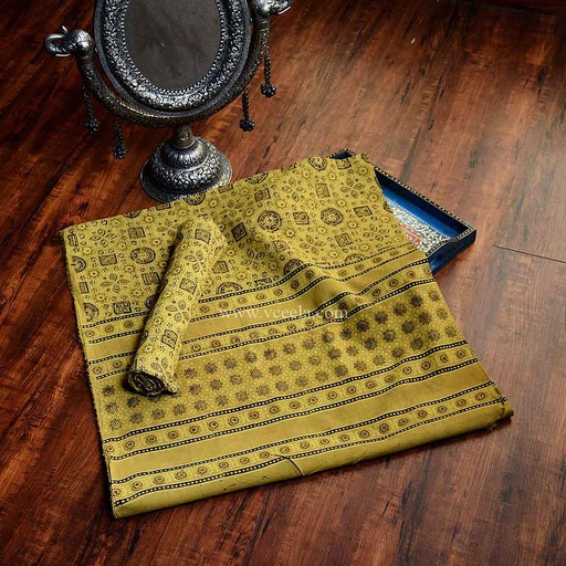 [PK0299-CF-AJK-009110] Ajrak - 2 Piece Suit     